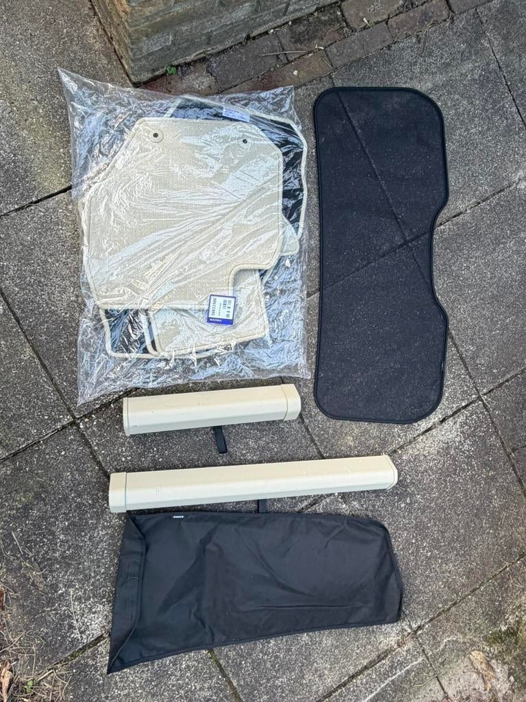 Volvo V60 mattenset beige nieuw, Auto diversen, Ophalen of Verzenden, Nieuw