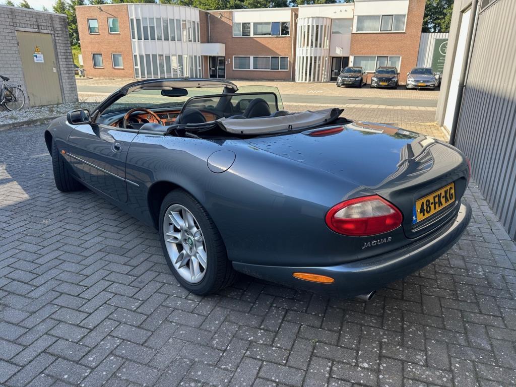 Jaguar XK XK8 4.0 V8 Convertible | NL Auto | Documentatie Aa, Auto's, Stof, Zwart, Cabriolet, 4 stoelen