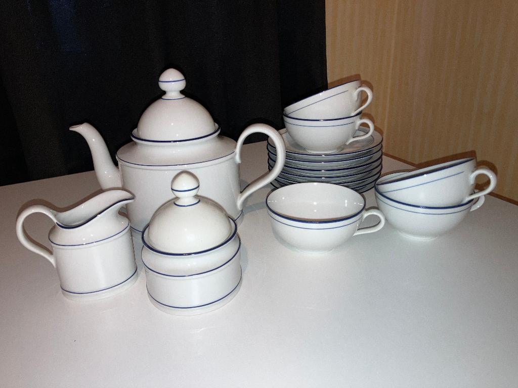 Servies wit blauwe rand Seltmann Weiden, Ophalen of Verzenden, Zo goed als nieuw, Bord(en), Overige stijlen