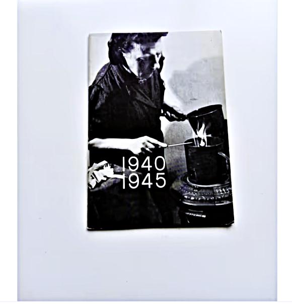 1940-1945 opdat wij niet vergeten- J.W. hofman uit 1975, Tweede Wereldoorlog, J.W. HOFMAN, Ophalen of Verzenden, Zo goed als nieuw