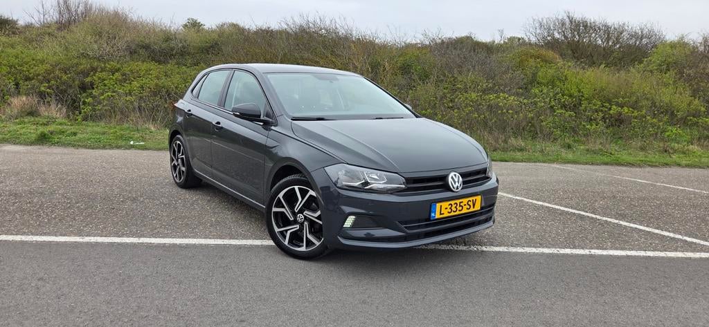 Volkswagen Polo 1.0 MPI 65pk 2018 Grijs, Auto's, Volkswagen, 1005 kg, 40 €/maand, Handgeschakeld, Particulier