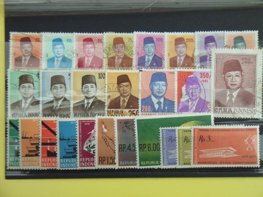 4   Indonesia verzameling, Ophalen of Verzenden, Postfris, Zuidoost-Azië