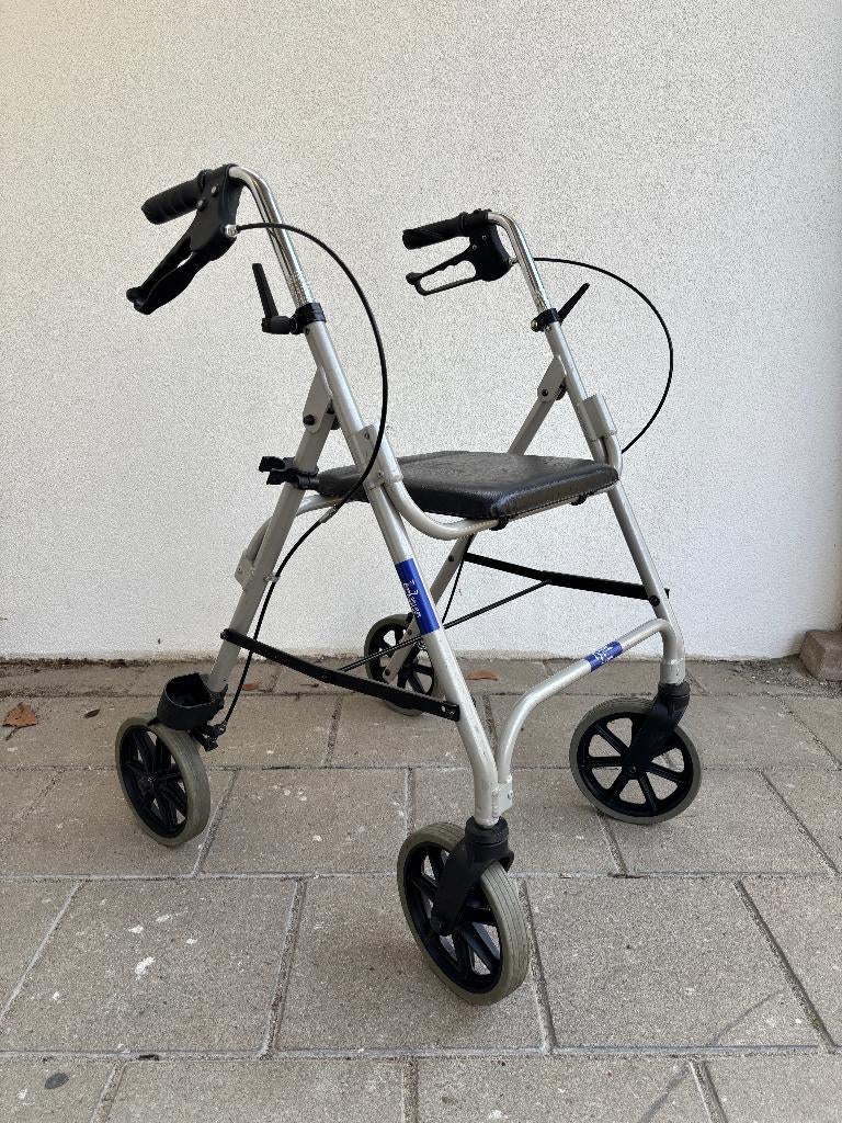 Rollator Thuasne move light, Ophalen, Gebruikt, ., Opvouwbaar