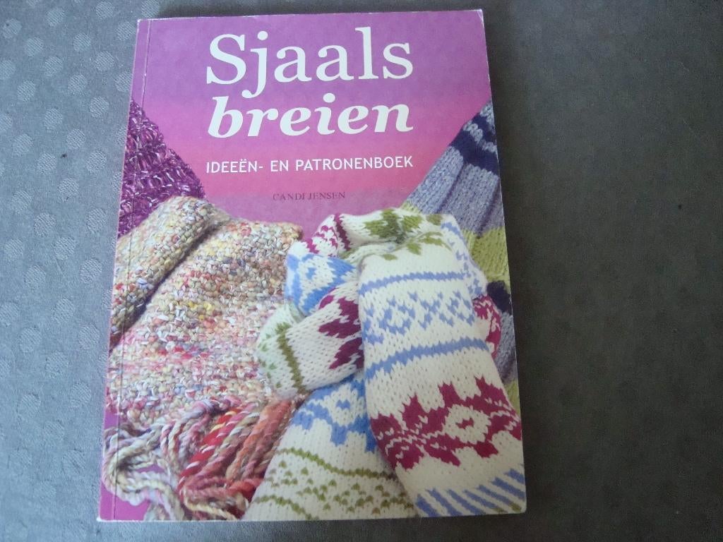 Sjaals breien, Ophalen of Verzenden, Zo goed als nieuw, Breien, Patroon of Boek