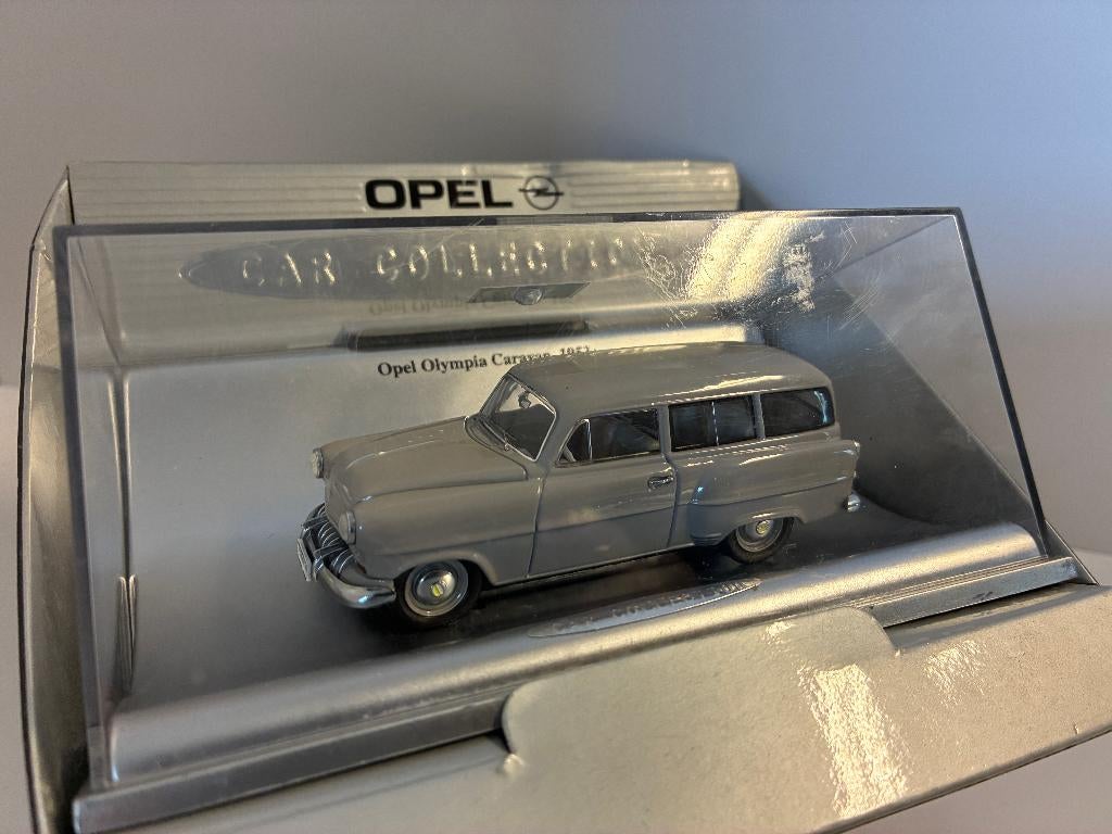 27543: Opel Olympia Caravan - 1953 - Atlas 1:43, Auto, Ophalen of Verzenden, Zo goed als nieuw, Bachsatztstr. 54 D 72131 Ofterdingen, Germany