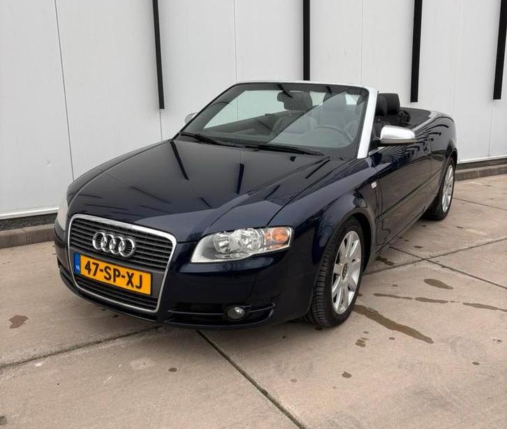Audi A4 1.8 120KW Cabrio AUT 2006 Blauw, Auto's, Audi, Zwart, 4 cilinders, Cabriolet, A4