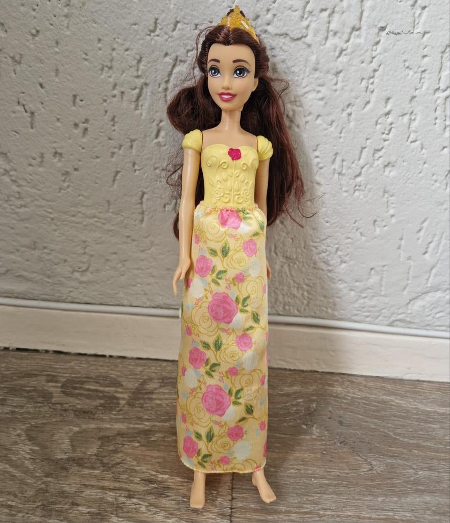 Belle en het beest beauty beast voor meer disney pop barbie, Ophalen of Verzenden, Assepoester of Belle, Zo goed als nieuw, Beeldje of Figuurtje