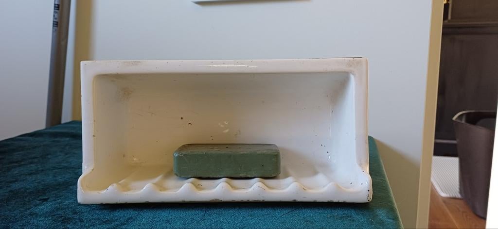 Antiek Inbouw Zeepbakje - Villeroy en Boch Mettlach, Ophalen, Gebruikt