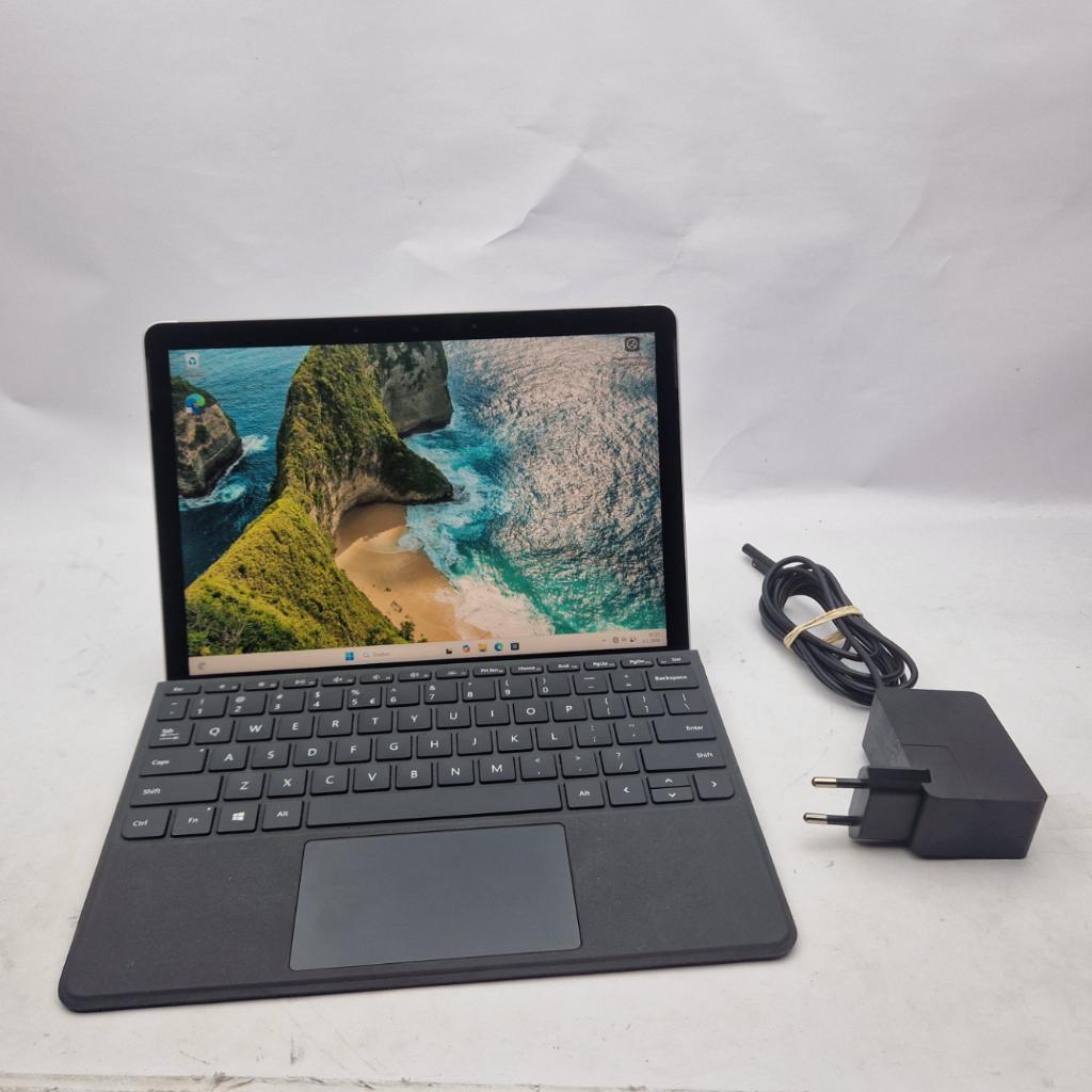 Microsoft Surface go 3 Laptop + Oplader || Nu €199.99, Ophalen of Verzenden