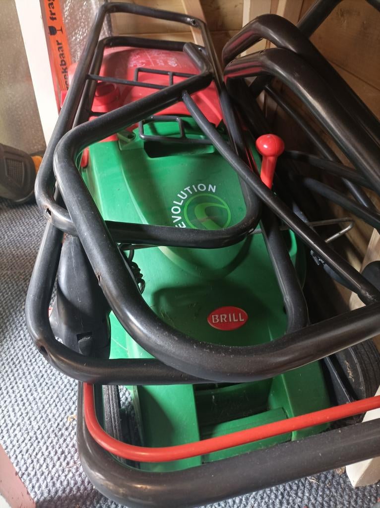 Elektrische gazonmaaier, Ophalen, Gebruikt