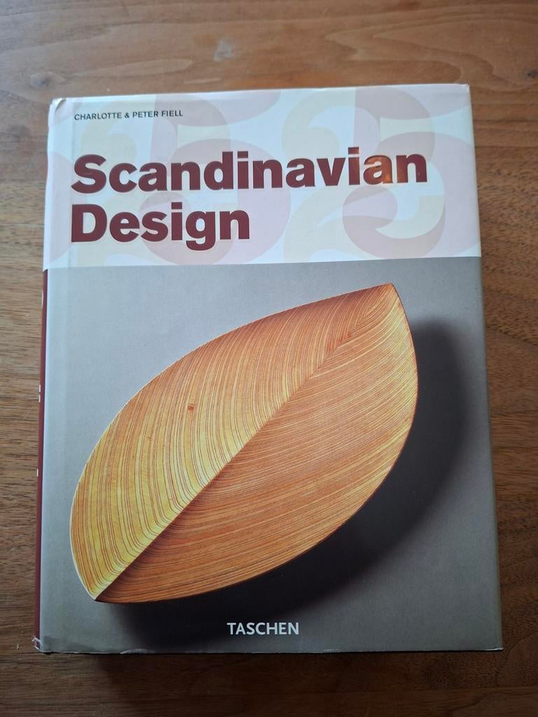 Scandinavian Design - Charlotte & Peter Fiell - Hardcover, Boeken, Ophalen of Verzenden, Overige onderwerpen