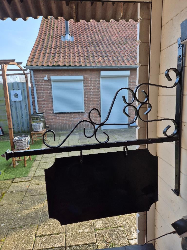 Uithangbord naambord donkergroen smeedijzer, Ophalen, Gebruikt