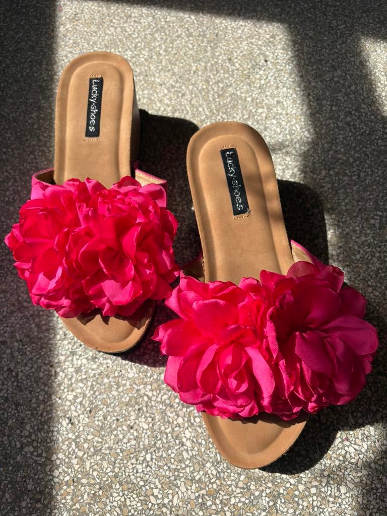 SLIPPERS HOGE HAK FUCHSIA BLOEM MAAT 39, Slippers, Nieuw, Ophalen of Verzenden, Roze