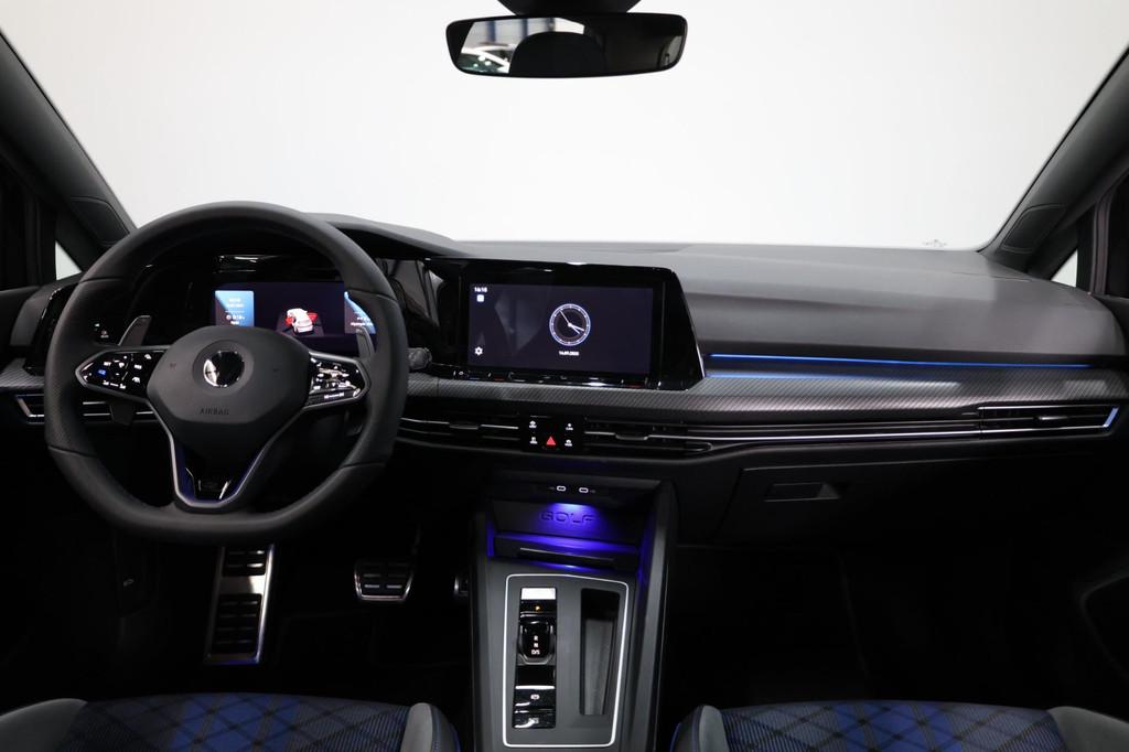 Volkswagen Golf 2.0 TSI R 4Motion 320+PK AKRAPOVIC/IQ+LED/VI, Gebruikt, 4 cilinders, 1984 cc, 320 pk