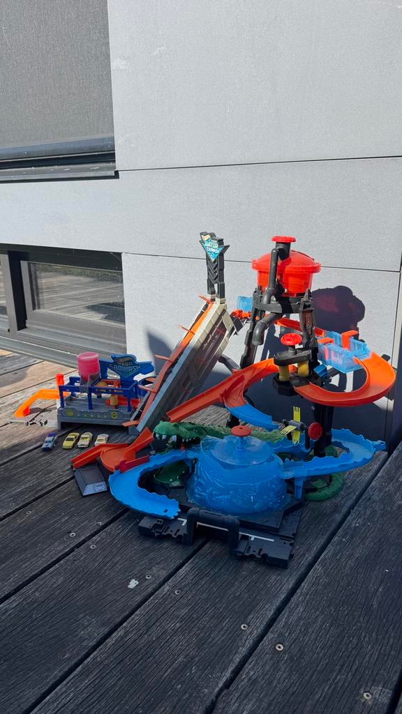 Hot Wheels Ultimate Gator Carwash en Mega Carwash, Ophalen of Verzenden, Gebruikt