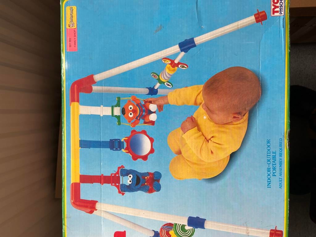 Gratis op te halen, baby gym van sesamstraat, Ophalen, Zo goed als nieuw, Jongen of Meisje