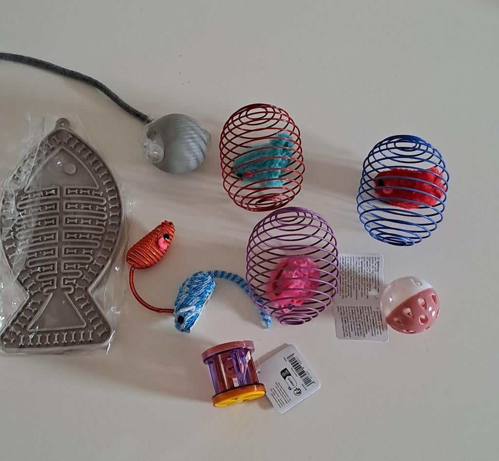 Kattenspeeltjes en voerbakjes, Dieren en Toebehoren, Katten-accessoires, Ophalen, Nieuw