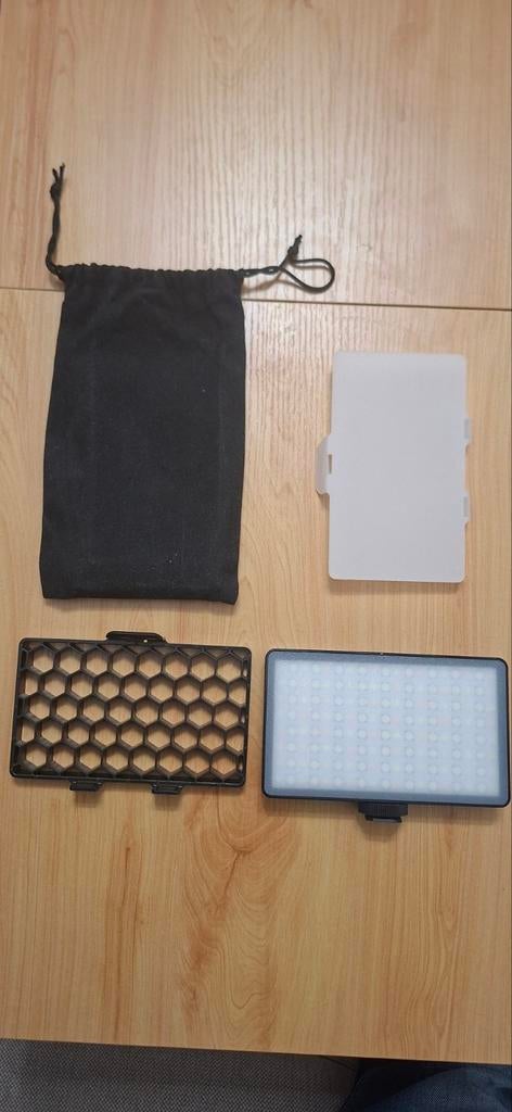 Rollei LUMEN Pocket RGB lamp voor foto- en videocamera's, Ophalen of Verzenden