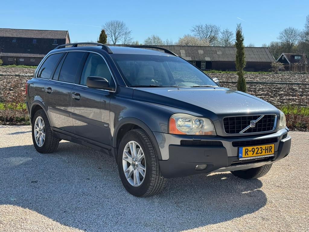 Volvo XC90 2.5 T Geartronic 2005 Grijs 7 Persoons, Auto's, 7 stoelen, 2521 cc, Leder, Vierwielaandrijving
