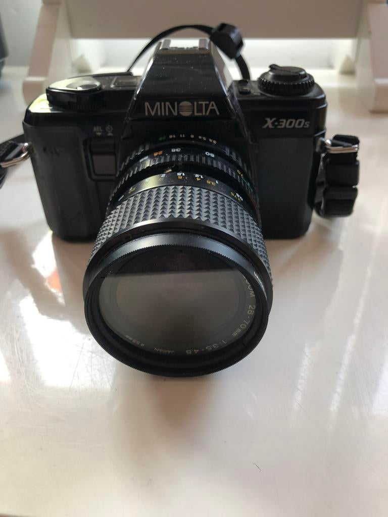 Minolta camera x-300s met luxon sky lens zoom 28-70, Ophalen of Verzenden, Niet werkend, Spiegelreflex, Minolta
