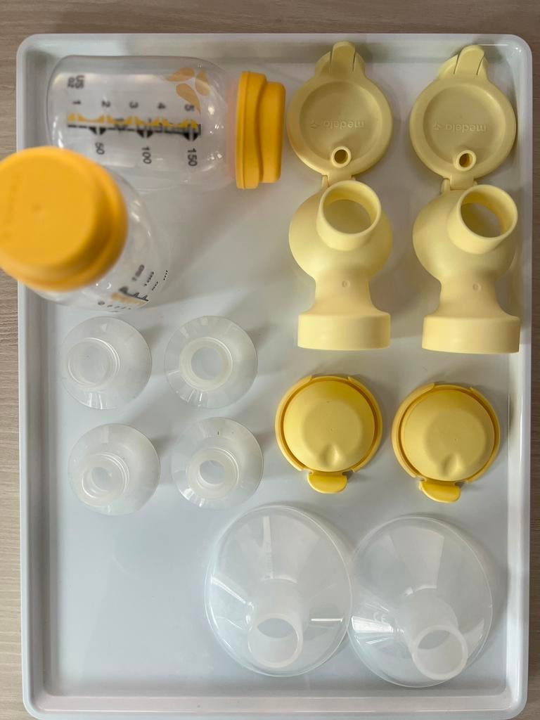 Medela Breast Pump Parts - onderdelen van een borstkolf, Ophalen of Verzenden, Zo goed als nieuw, Borstkolf
