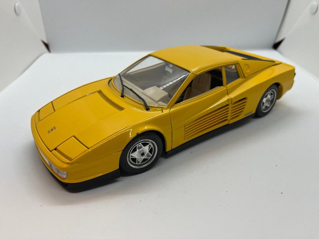 Bburago Ferrari Testarossa 1984 1/18, Ophalen of Verzenden, Zo goed als nieuw, Auto, Bburago