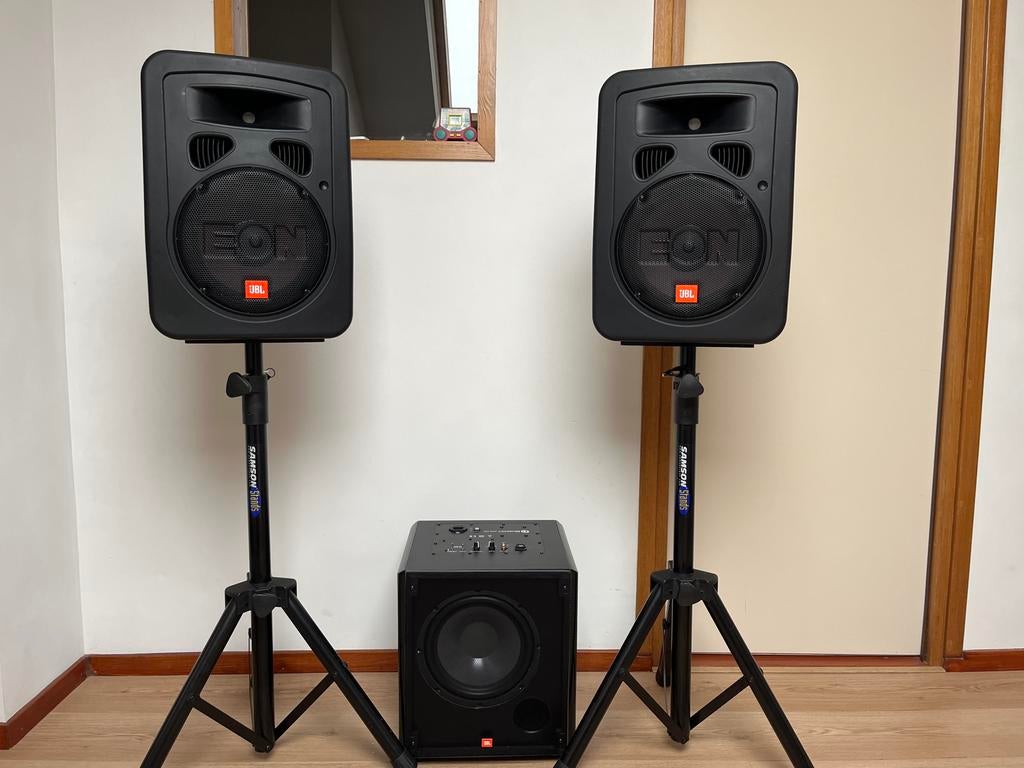 JBL EON 10 G2 + JBL Subwoofer Set met Hoezen & Stands, Ophalen, JBL, Zo goed als nieuw, 120 watt of meer