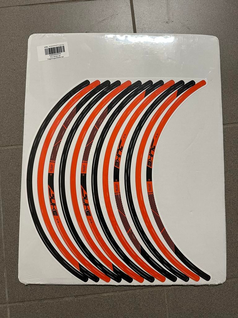 KTM Wielstickerset 17 Inch **NIEUW**, Motoren, Ophalen of Verzenden