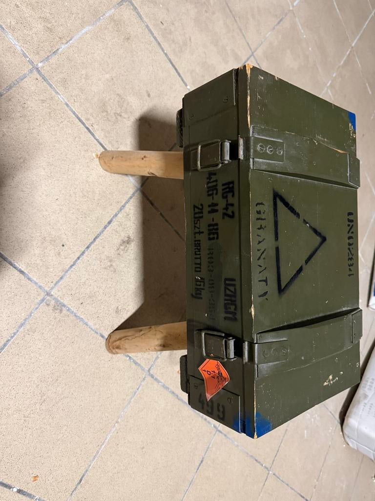 Unieke legerkist nachtkastje, Huis en Inrichting, Ophalen, Minder dan 50 cm, Gebruikt, 50 tot 100 cm