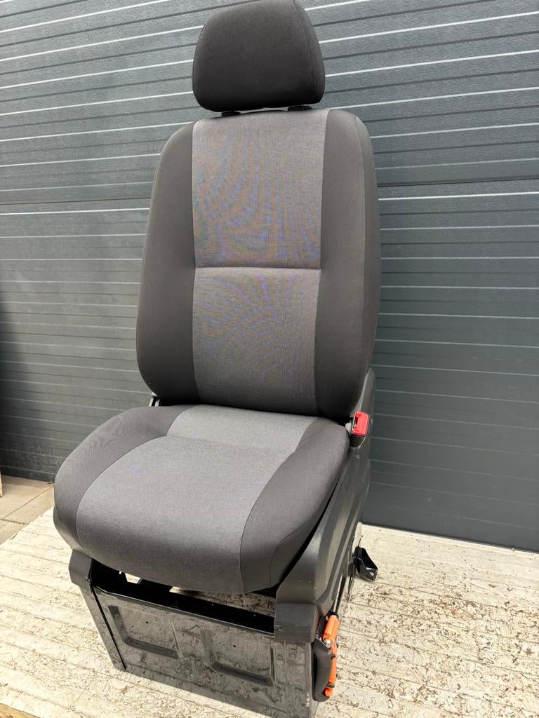 stoel rechts niet verstelbaar volkswagen crafter mb sprinter, Tymtop5@gmail.com, 3161ek, Tymtop, Ophalen of Verzenden