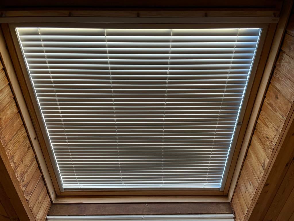 Velux Luxaflex voor dakraam U08 | Alu | Goed werkend | ZGST, Huis en Inrichting, Stoffering | Gordijnen en Lamellen, Gebruikt