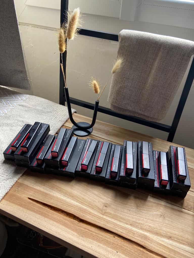 Shiseido Ginza Tokyo VisionAiry Gel Lipstick Diverse kleuren, Nieuw, Ophalen of Verzenden, Make-up, Overige kleuren