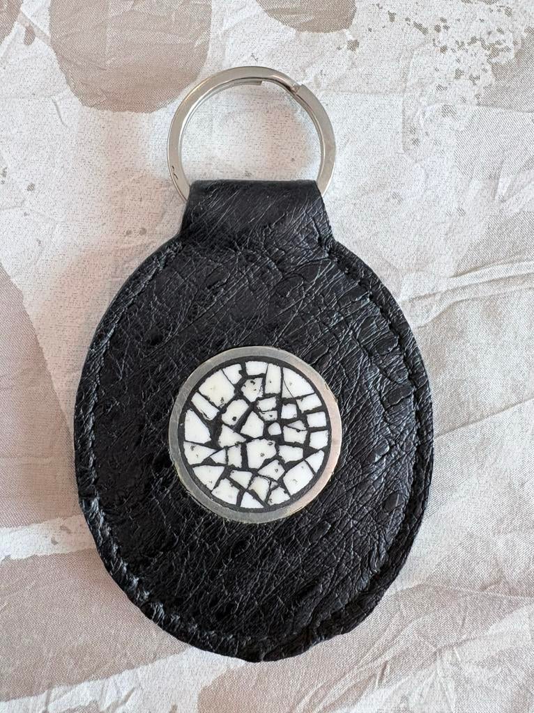 Keyring van struisvogelleer en eierschaal, Ophalen of Verzenden