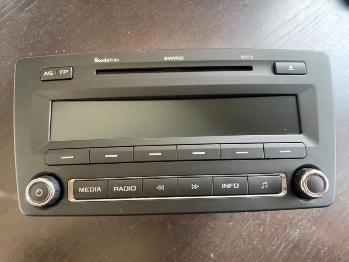 Radio CD Speler van een Skoda Octavia, 3 maanden garantie, Gebruikt, Skoda