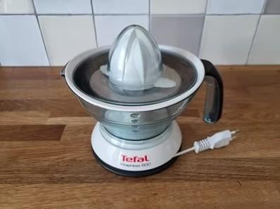 Tefal Citruspers 600/3001; sinaasappels citroenen grapefruit, Witgoed en Apparatuur, Juicers, Zo goed als nieuw, Citruspers, Elektrisch
