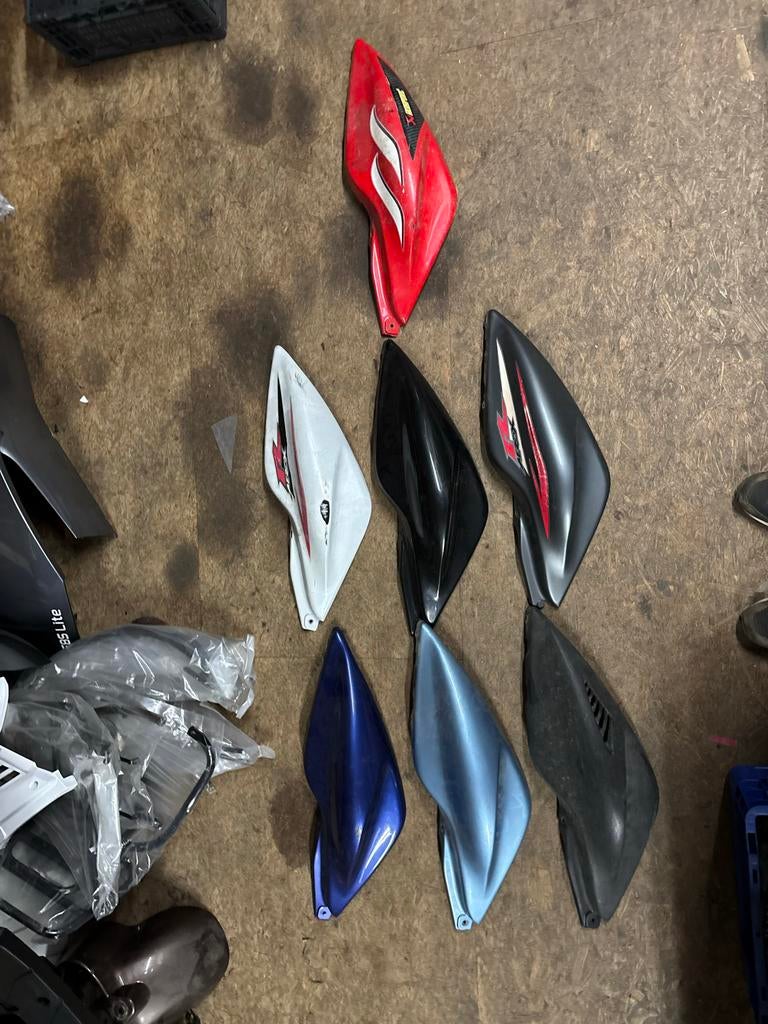 Yamaha Aerox Zijkap Set, Ophalen of Verzenden, Gebruikt, Kap