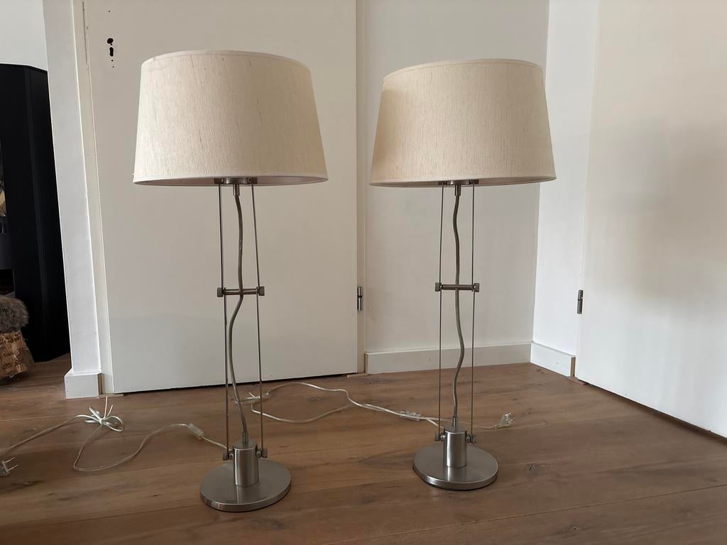 Byron & Jones Cosmos Table RVS Design lampen, Gebruikt, Ophalen of Verzenden, Minder dan 100 cm, Metaal