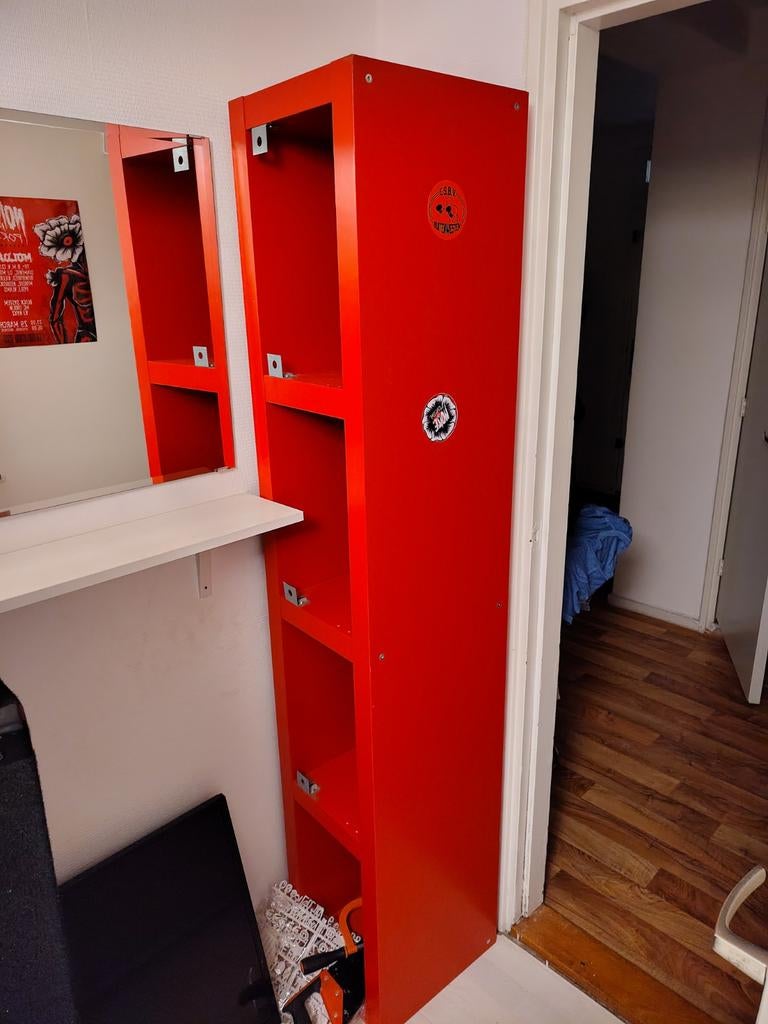 Rode Ikea "LACK" kast, Ophalen, Gebruikt