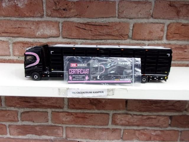 WSI  Volvo  FH4  van  Vaex., Hobby en Vrije tijd, Modelauto's | 1:50, Ophalen of Verzenden, Nieuw, Bus of Vrachtwagen, Wsi