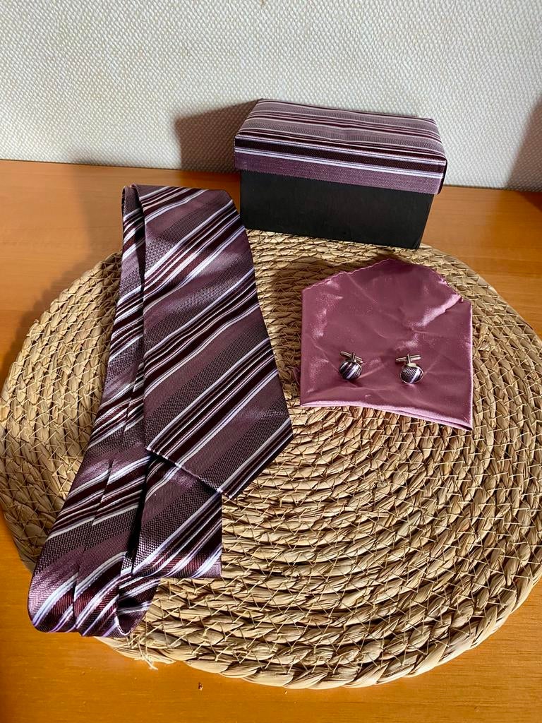 Vintage stropdas, pochet en manchetknopen set, Kleding | Heren, Stropdassen, Zo goed als nieuw, Met patroon, Paars, Ophalen of Verzenden