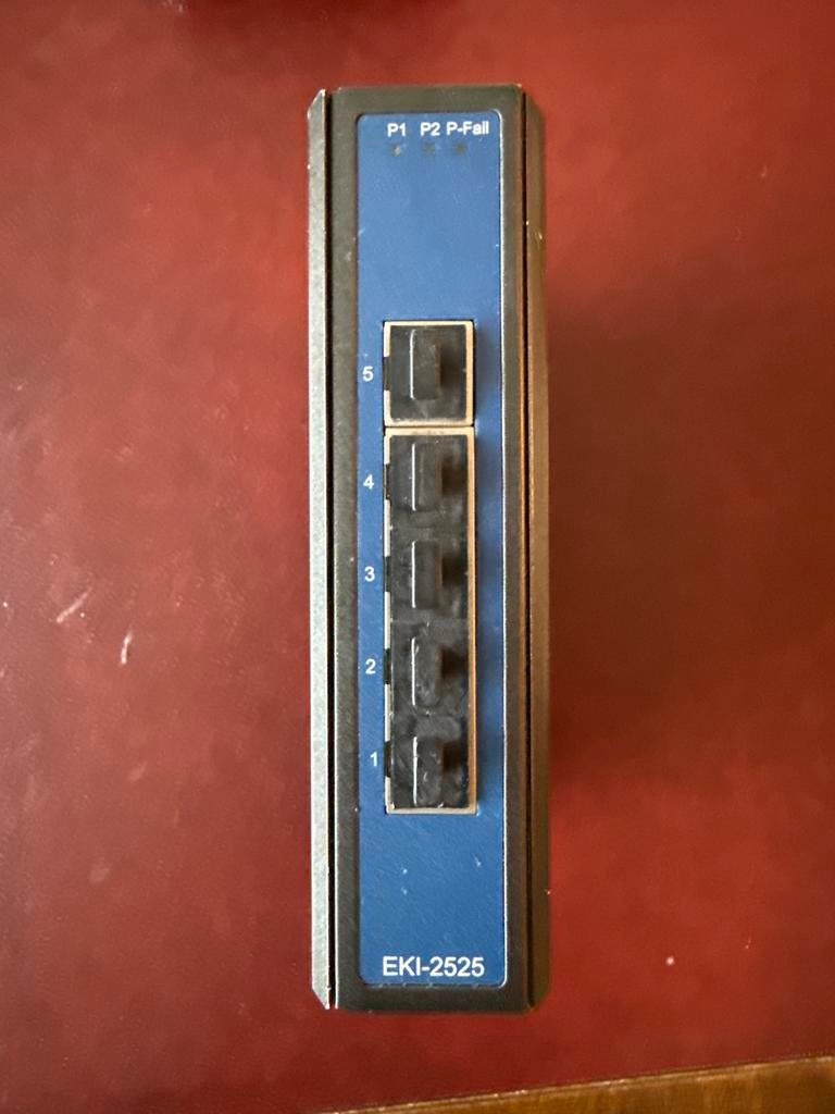 Advantech EKI-2525 5-Poorts Industriële Ethernet Switch, Computers en Software, Netwerk switches, Gebruikt, Ophalen of Verzenden