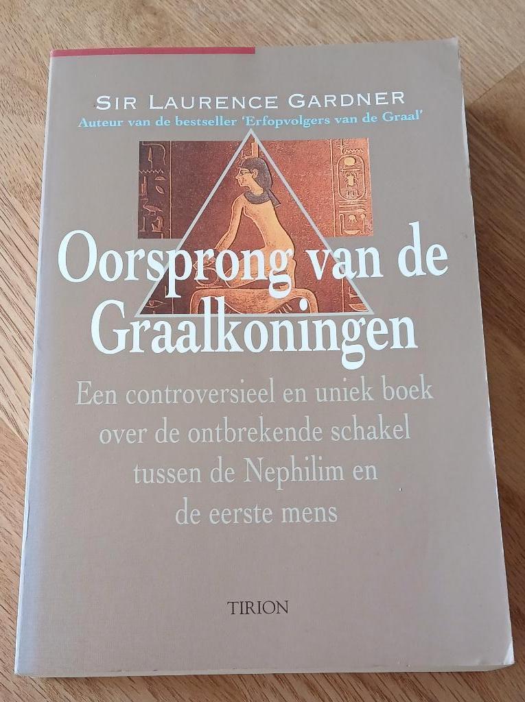 Oorsprong Van De Graalkoningen, Gardner, Ophalen of Verzenden, Zo goed als nieuw, Spiritualiteit algemeen, Achtergrond en Informatie