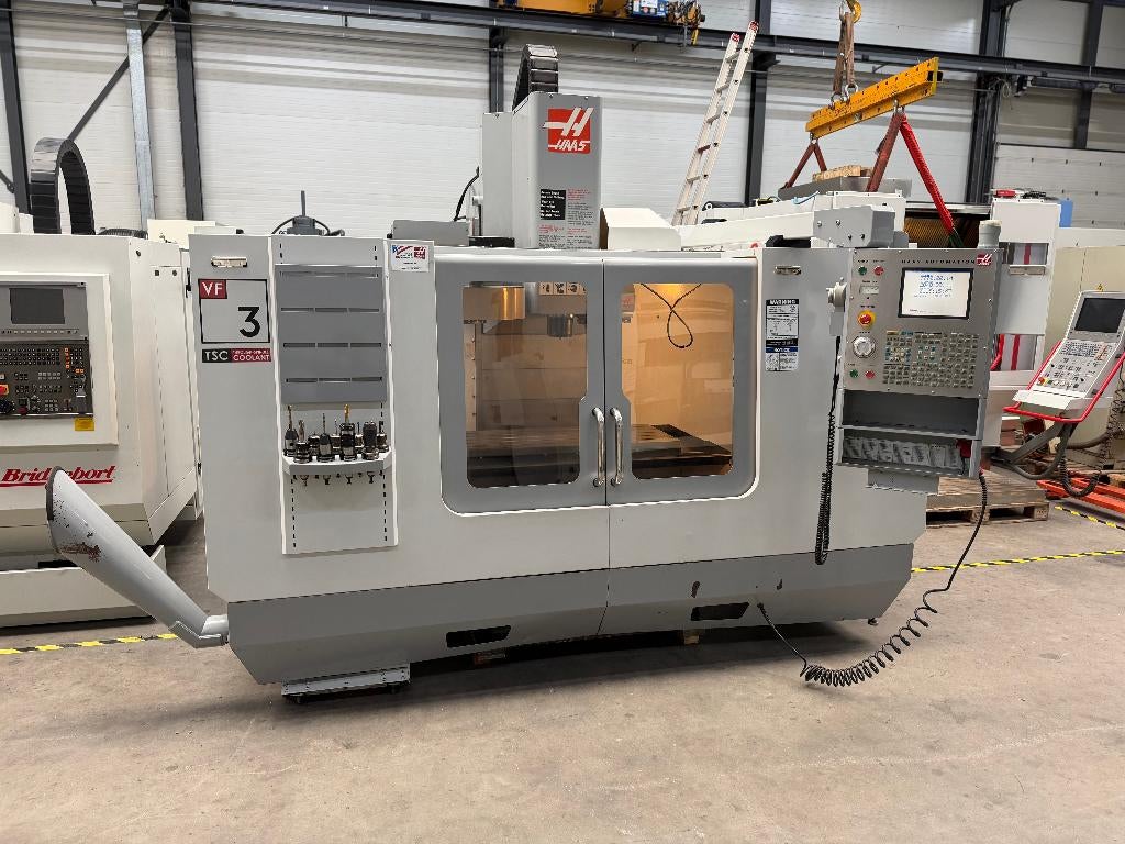 CNC-Bewerkingscentrum HAAS VF-3, Doe-het-zelf en Verbouw, Draaibanken, Gebruikt, Freesbank, 1000 mm of meer, Computergestuurd (Cnc)