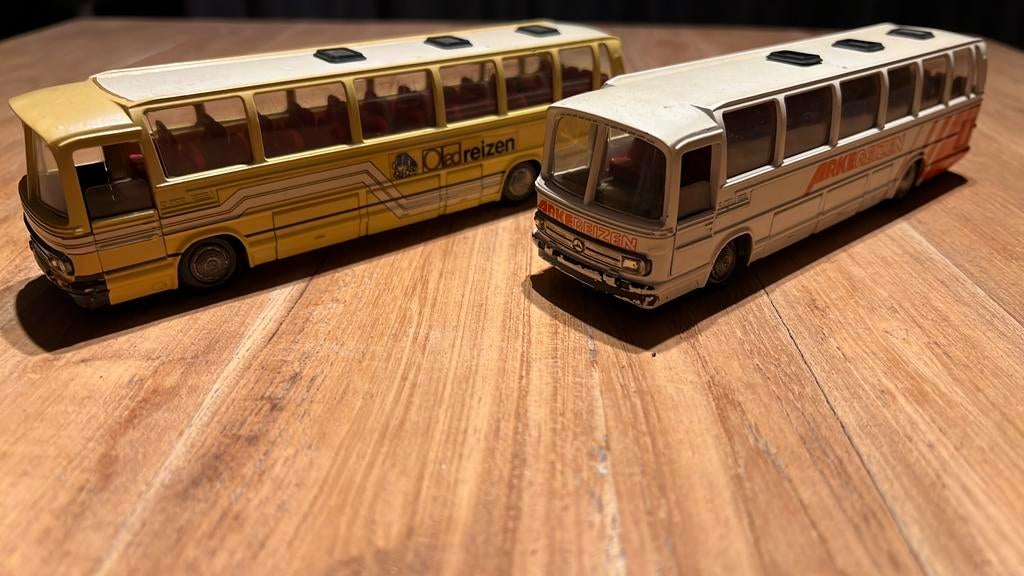 Oad en Arke reizen Mercedes bus op schaal 1:50 merk Tekno, Verzenden, Zo goed als nieuw, Bus of Vrachtwagen
