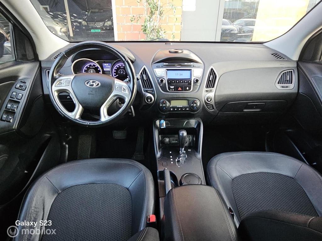 Hyundai ix35 2.0i Style Leer Airco Cruise controle Automaat, Parkeersensor, Gebruikt, 4 cilinders, 1600 kg