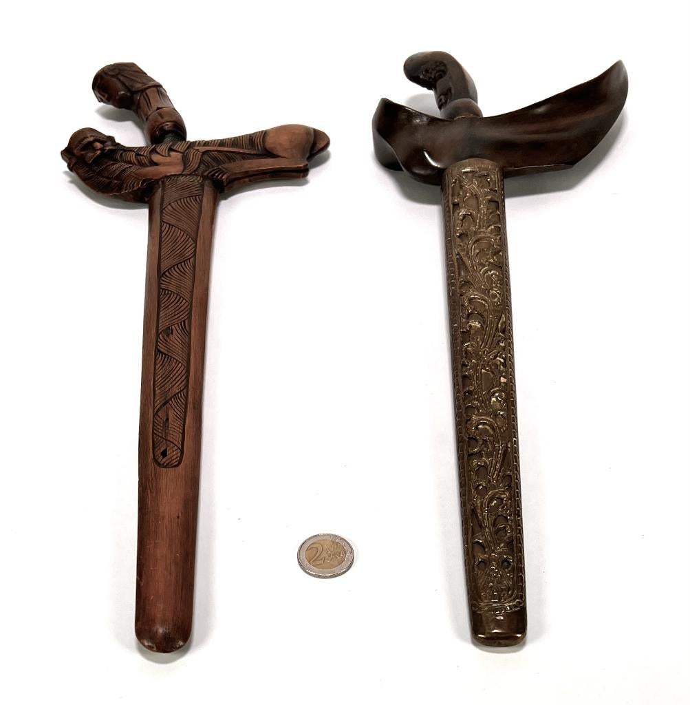 329. Javaanse krissen, Cirebon & Surakarta - 19e eeuw