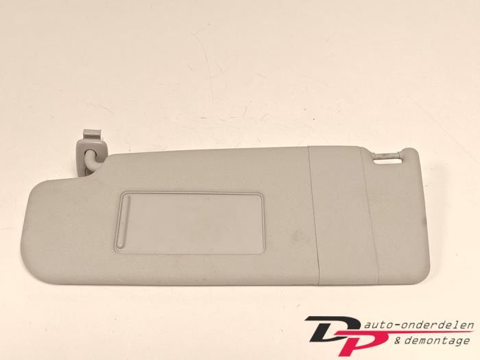 Zonneklep van een Volkswagen Golf, Gebruikt, -, Volkswagen, -