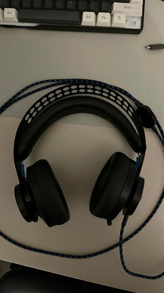 Lenovo Legion gaming headset, Computers en Software, Headsets, Ophalen of Verzenden, Gaming headset, Zo goed als nieuw