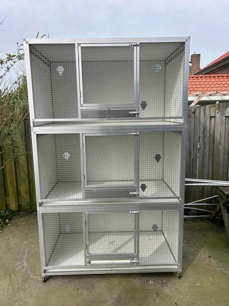 Kweekkooien/Broedkooien, Ophalen, Zo goed als nieuw, Aluminium, Broedkooi of Kweekkooi