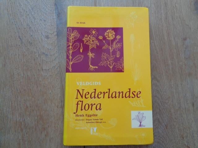 Veldgids Nederlandse flora - Henk Eggelte, Bloemen, Planten en Bomen, Zo goed als nieuw, Henk Eggelte, Ophalen of Verzenden